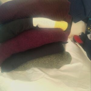 5 men's med shirts.  Misc brands see photos.Euc